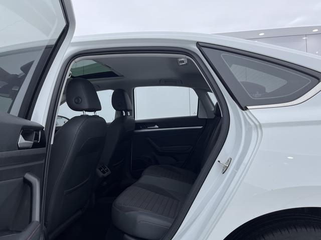 Volkswagen Lavida 2023, фото 14