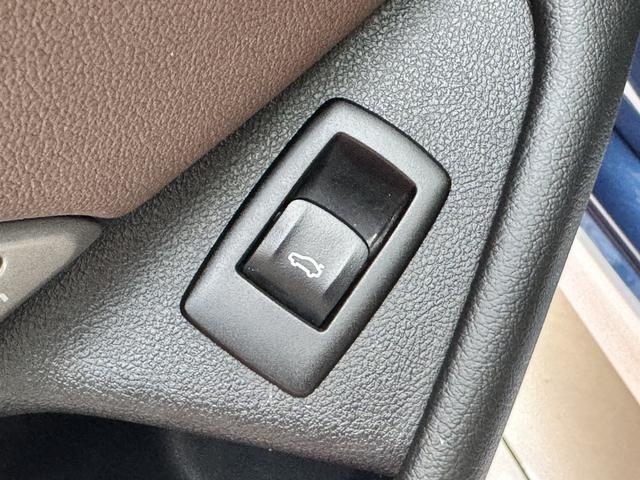 BMW 5 2022, фото 17
