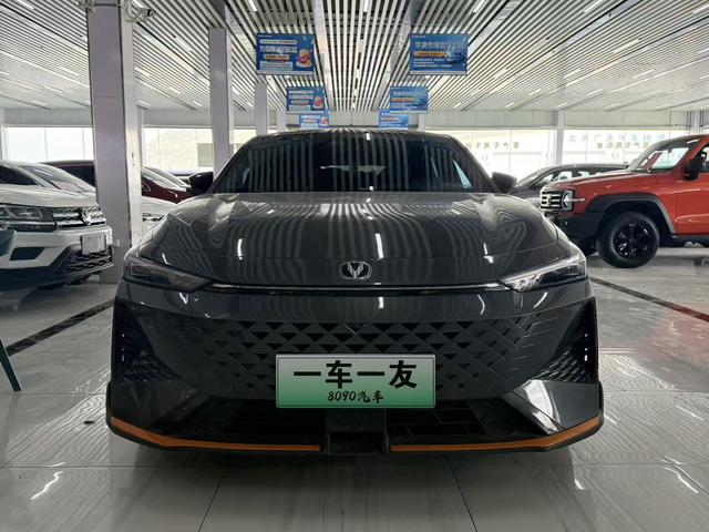 Changan UNI-V 2024, фото 2