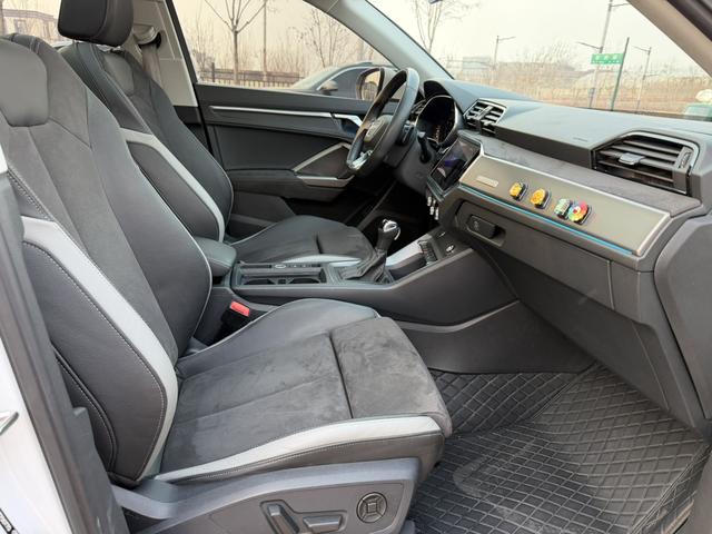 Audi Q3 2023, фото 14