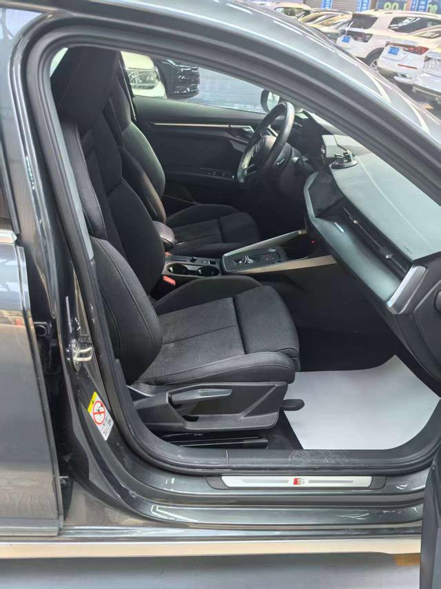 Audi A3 2021, фото 15