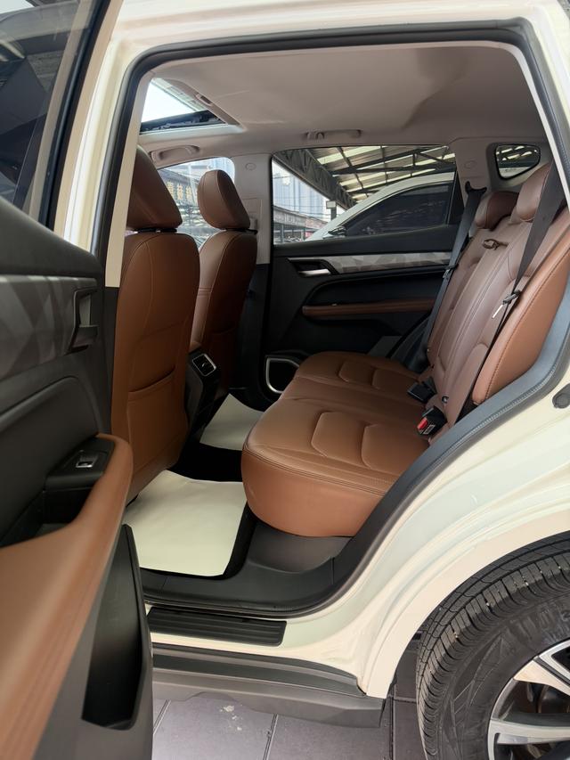 Geely Emgrand X6 2021, фото 12