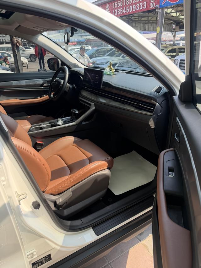 Geely Emgrand X6 2021, фото 16