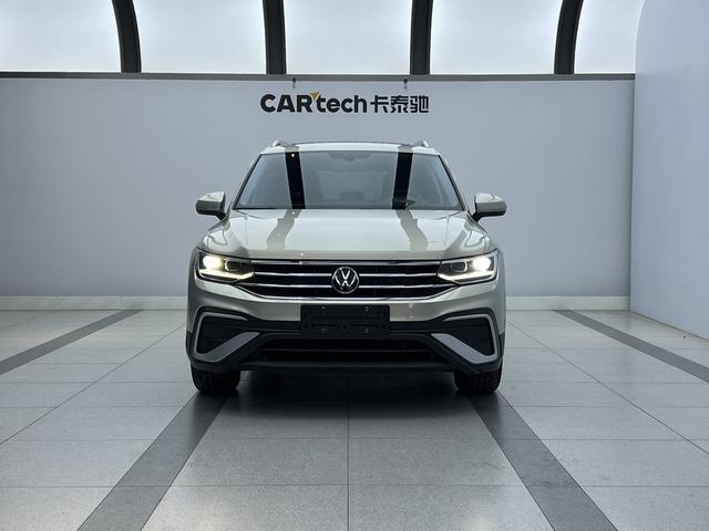 Volkswagen Tiguan 2023, фото 3