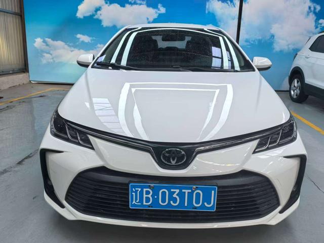 Toyota Corolla 2023, фото 3