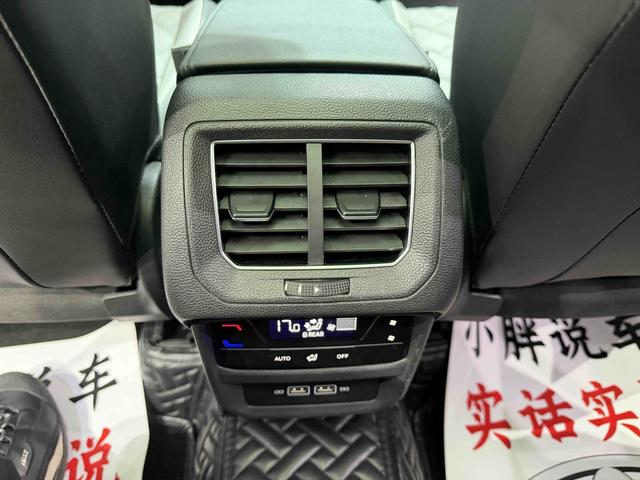 Volkswagen Tayron 2023, фото 9