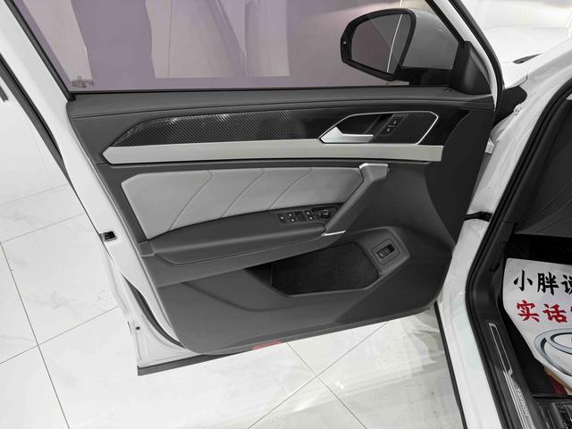 Volkswagen Tayron 2023, фото 10