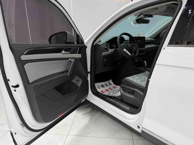 Volkswagen Tayron 2023, фото 14