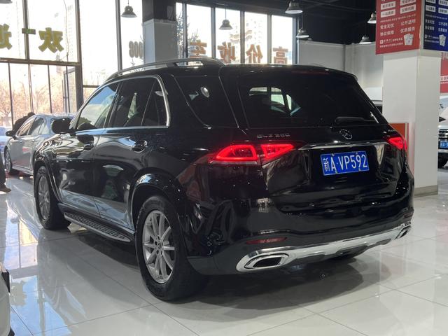 Mercedes-Benz GLE 2021, фото 7