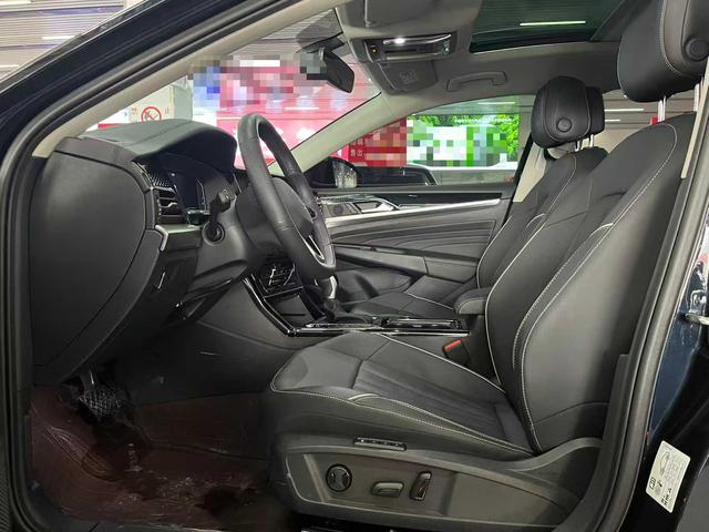 Volkswagen Passat 2024, фото 15