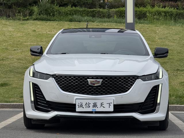 Cadillac CT5 2022, фото 2