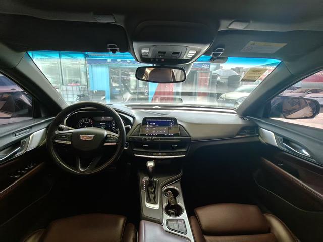 Cadillac CT4 2021, фото 6