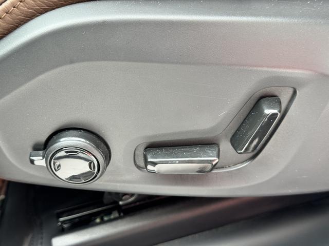 Volvo XC60 2022, фото 16