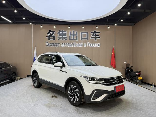 Volkswagen Tiguan 2023, фото 3