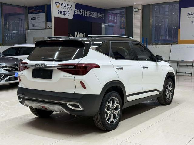Kia Seltos 2021, фото 4