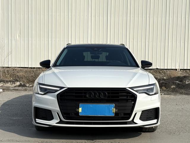 Audi A6 2022, фото 2