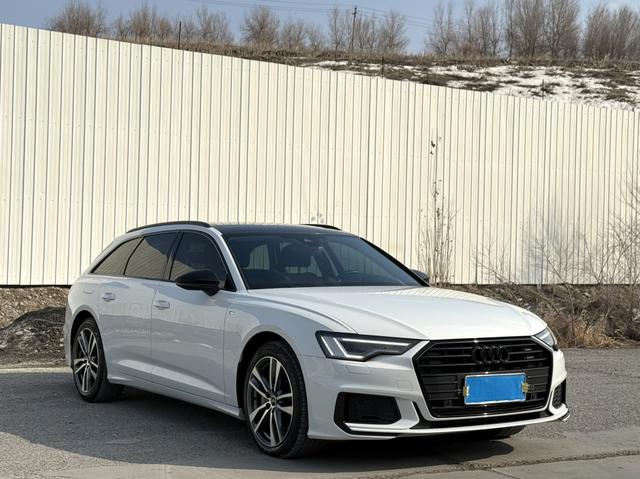 Audi A6 2022, фото 3