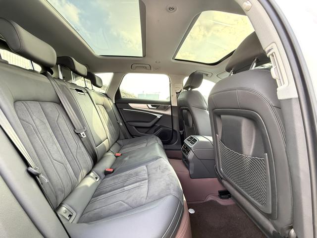 Audi A6 2022, фото 6