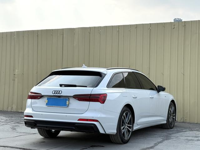 Audi A6 2022, фото 7