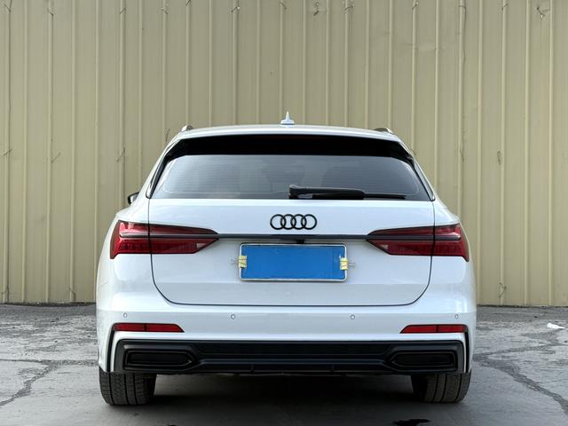 Audi A6 2022, фото 8