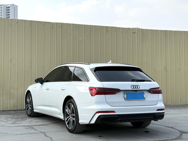 Audi A6 2022, фото 9