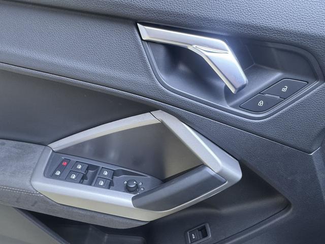 Audi Q3 2022, фото 17