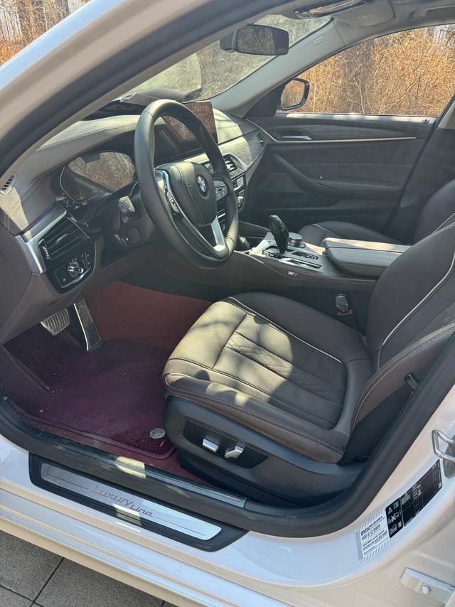 BMW 5 2021, фото 18