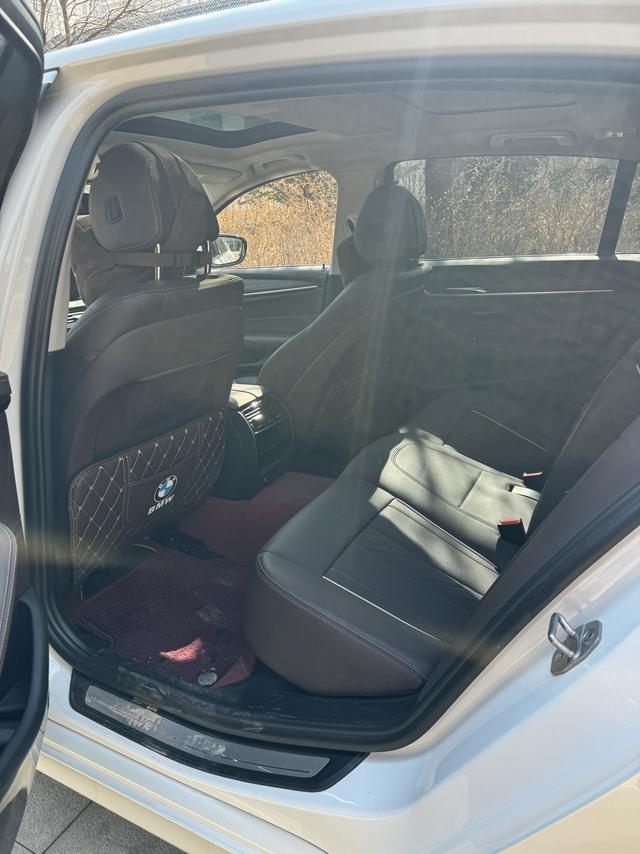 BMW 5 2021, фото 19