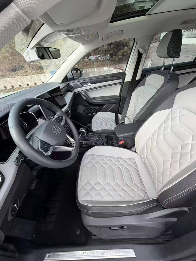 Volkswagen Tayron 2023, фото 11
