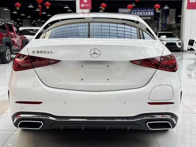 Mercedes-Benz C-Class 2024, фото 17