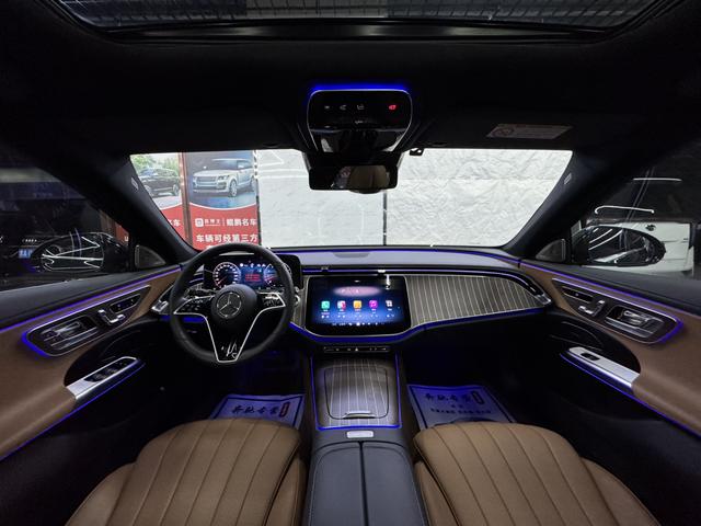 Mercedes-Benz E-Class 2025, фото 9