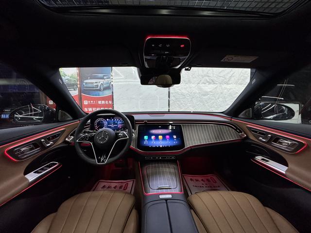 Mercedes-Benz E-Class 2025, фото 10