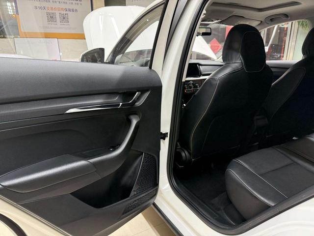 Skoda Kamiq 2022, фото 17