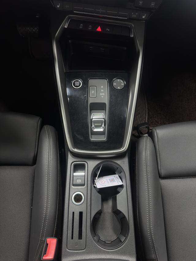 Audi A3 2022, фото 16