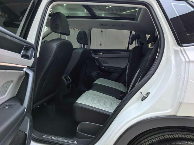 Volkswagen Tayron 2023, фото 10