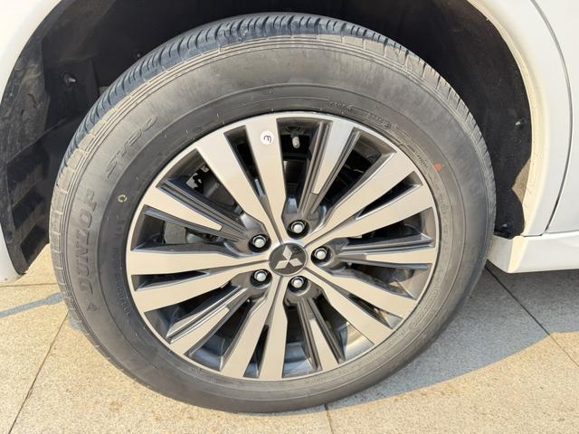 Mitsubishi Outlander 2021, фото 14