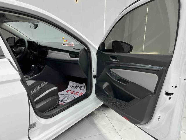 Volkswagen Bora 2023, фото 15