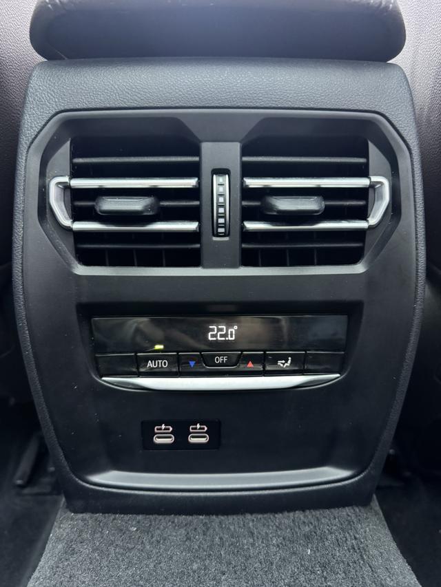 BMW 3 2023, фото 17