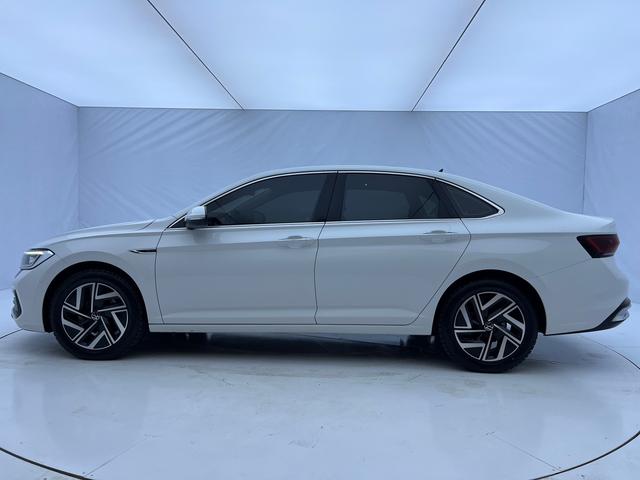 Volkswagen Jetta 2023, фото 7