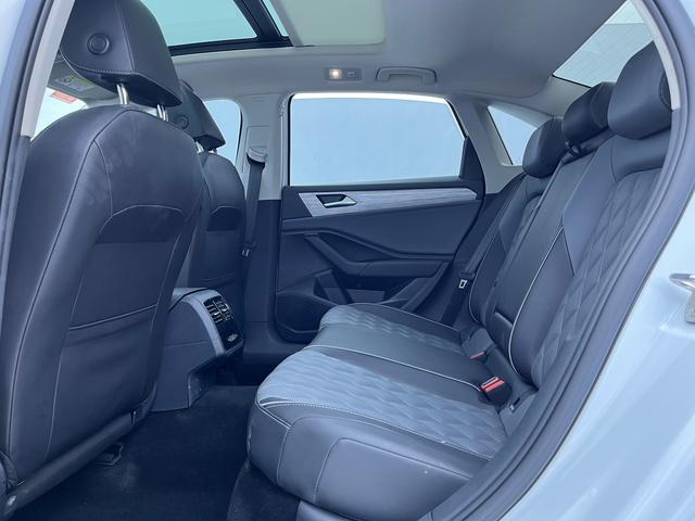 Volkswagen Jetta 2023, фото 12