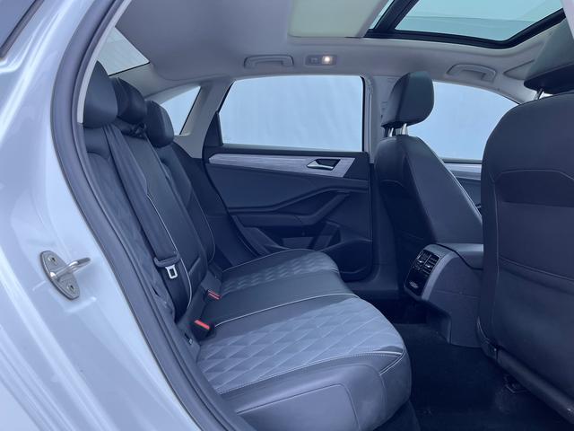 Volkswagen Jetta 2023, фото 14