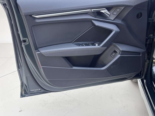 Audi A3 2023, фото 15