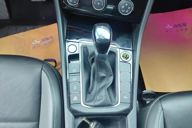 Volkswagen Jetta 2022, фото 16