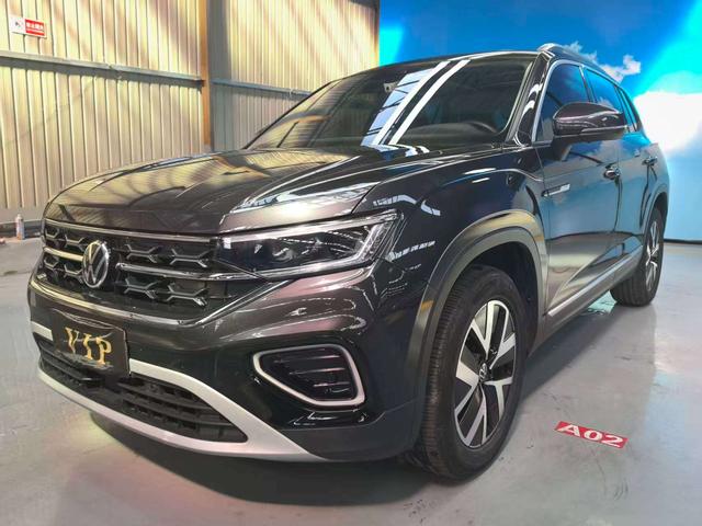 Volkswagen Tayron 2023, 1.4 л турбо, робот (DCT), передний, пробег 27 000 км — авто из Китая с пробегом