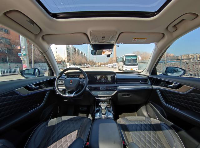Hongqi HS5 2022, фото 9