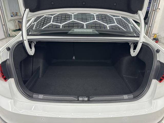 Volkswagen Bora 2023, фото 16