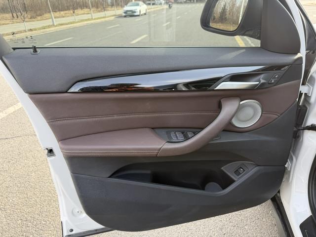 BMW X1 2022, фото 8