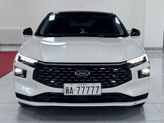 Ford Mondeo 2023, фото 2