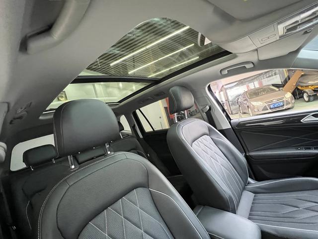 Volkswagen Tiguan 2023, фото 15