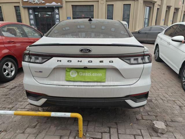Ford Mondeo 2022, фото 5